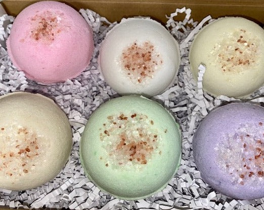 Discover a luxurious spa experience at home with our Moisturizing Bath Bomb Set! Our all-natural, vegan-friendly bath bombs are designed to help you relax, unwind, and moisturize your skin. The perfect way to melt away the day is an amazing self-care gift set for you or for your loved ones. Each bomb is filled with essential all-natural ingredients to soothe, moisturize, relieve stress, and reduce inflammation.